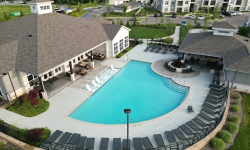 luxury apartment building amenities